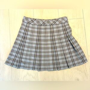 NWOT Aritzia school girl pleated plaid skirt